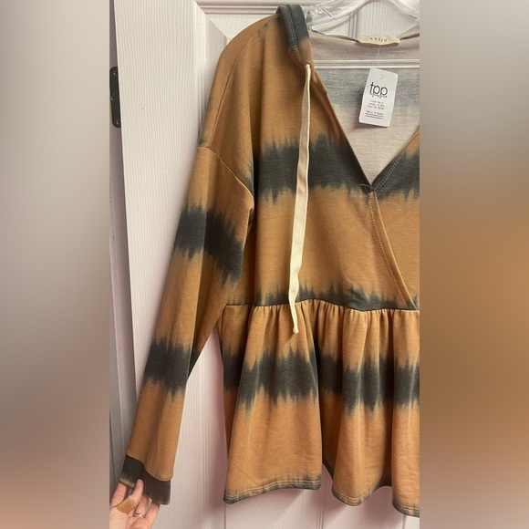 NWT Entro Boutique Brand Camel Tie Dye Hooded Tunic Sweatshirt Size Large - Picture 3 of 7